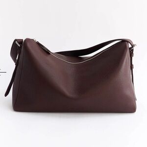 The Horse Lottie Handbag in Coffee